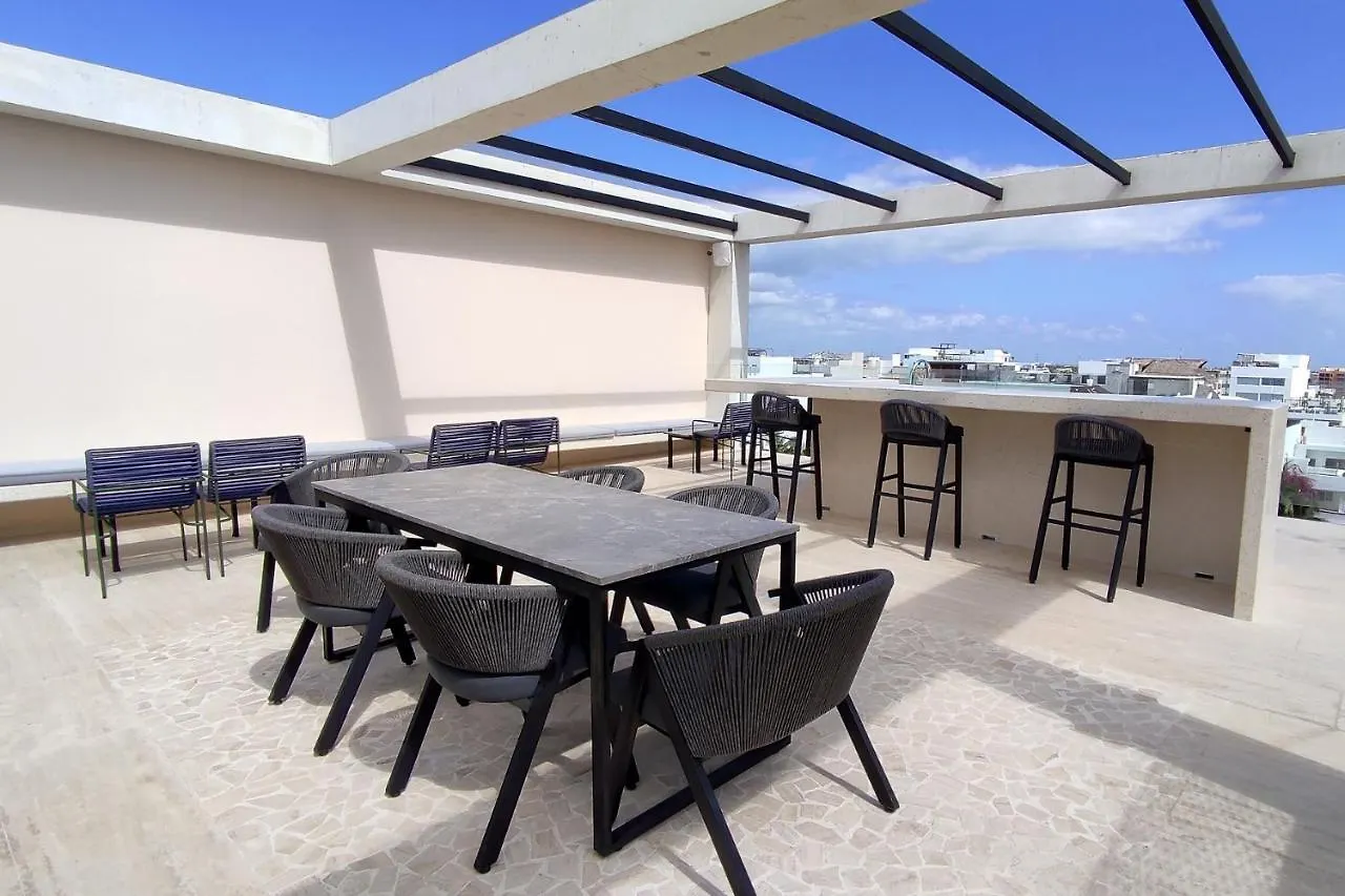 Beautiful 2 Story Loft Near The Beach Playa del Carmen Mexico