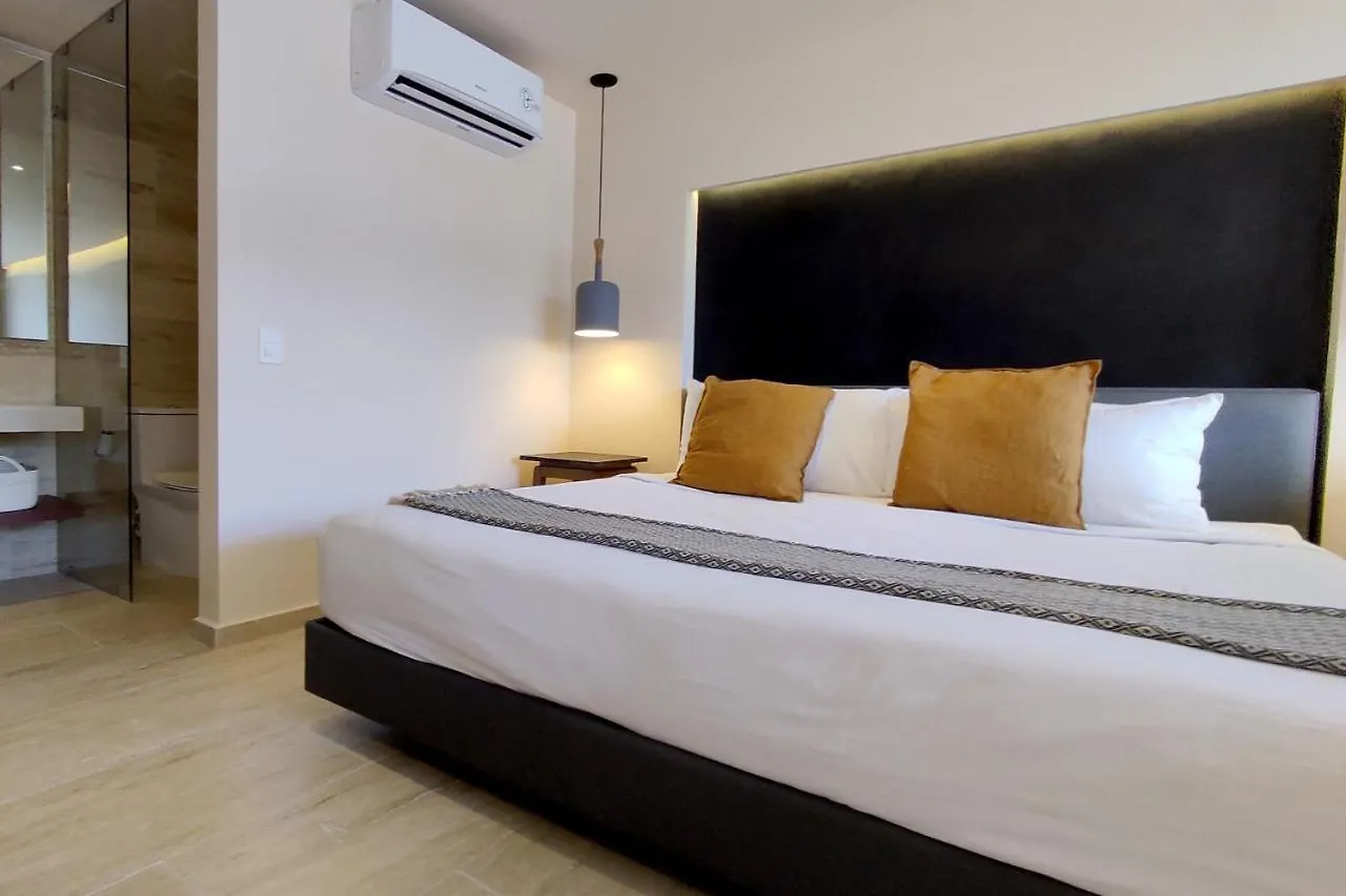 Beautiful 2 Story Loft Near The Beach Playa del Carmen